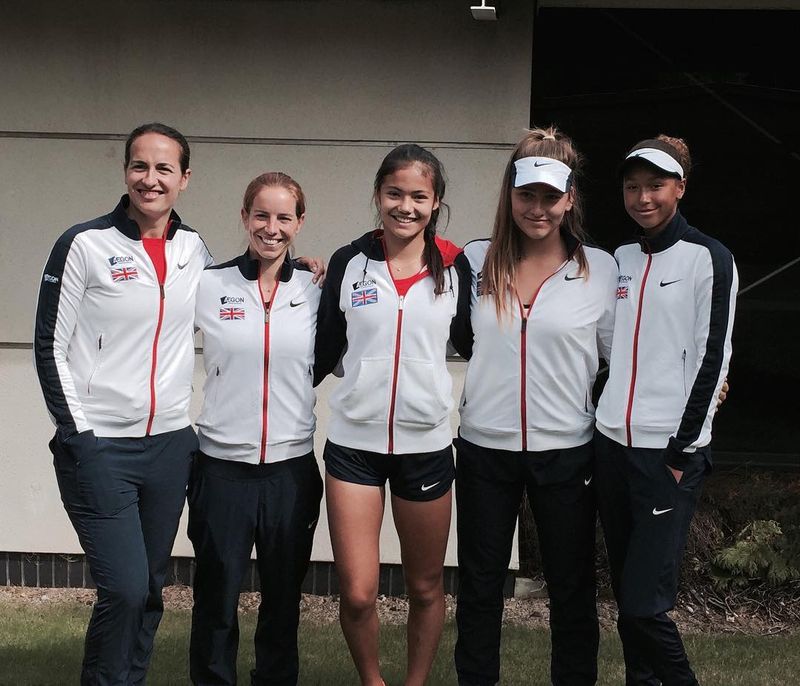 Emma Răducanu, vedeta momentului &icirc;n tenis. Performanță incredibilă la 18 ani