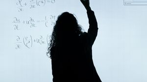 Ce le-a cerut o profesoară unor elevi la începutul școlii?