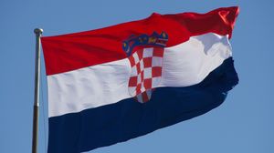 Croația ar putea trece la moneda euro