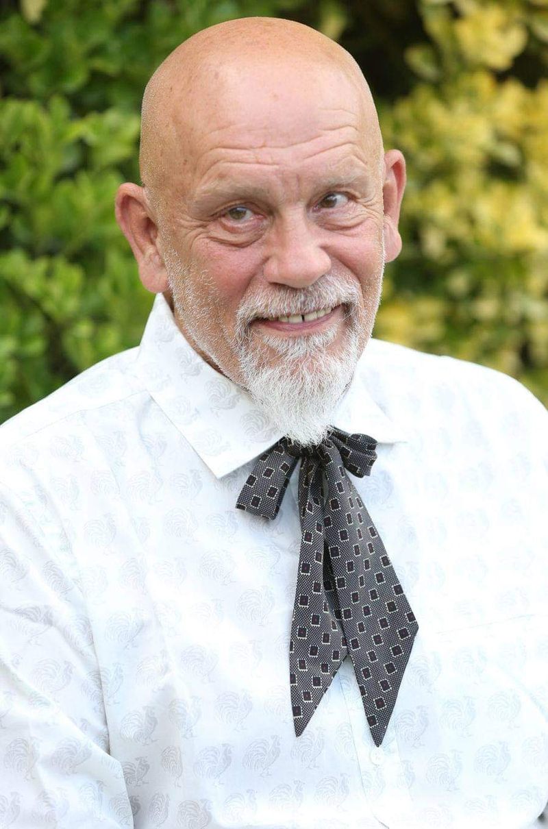 John Malkovich se simte onorat să interpreteze rolul marelui dirijor, la v&acirc;rsta maturității