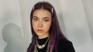 Roxen se confruntă cu depresia și anxietatea