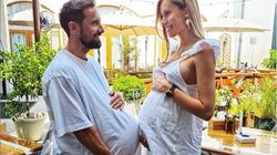 Cum se simte Dani Oțil în rolul de tătic. Imaginea cu prezentatorul și băiețelul său a stârnit val de comentarii: "Nu e bine așa, e prea micuț"