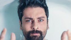 Cum arată Ferman din serialul Doctorul minune, la bustul gol. Acum se explică de ce roiesc femeile în jurul lui