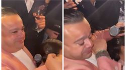 Adrian Minune, petrecere fastuoasă la 47 de ani! A izbucnit în lacrimi când a primit cadoul din partea soției