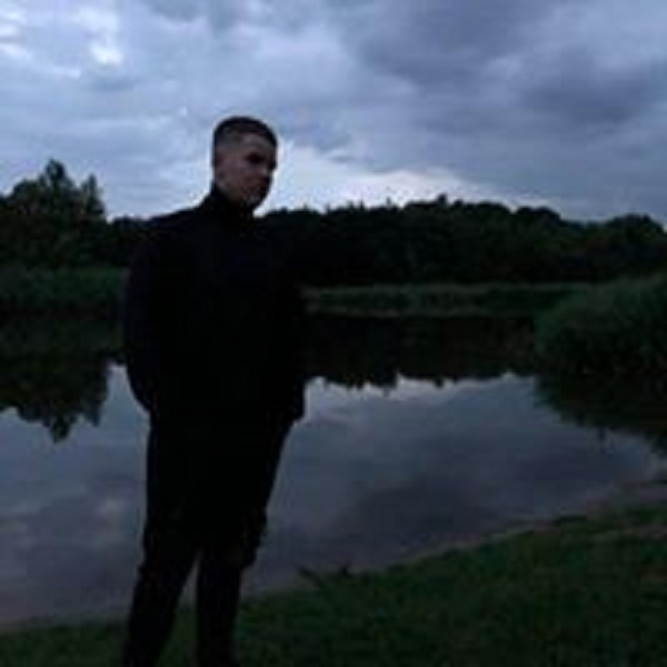 T&acirc;nărul vinovat pt accident 