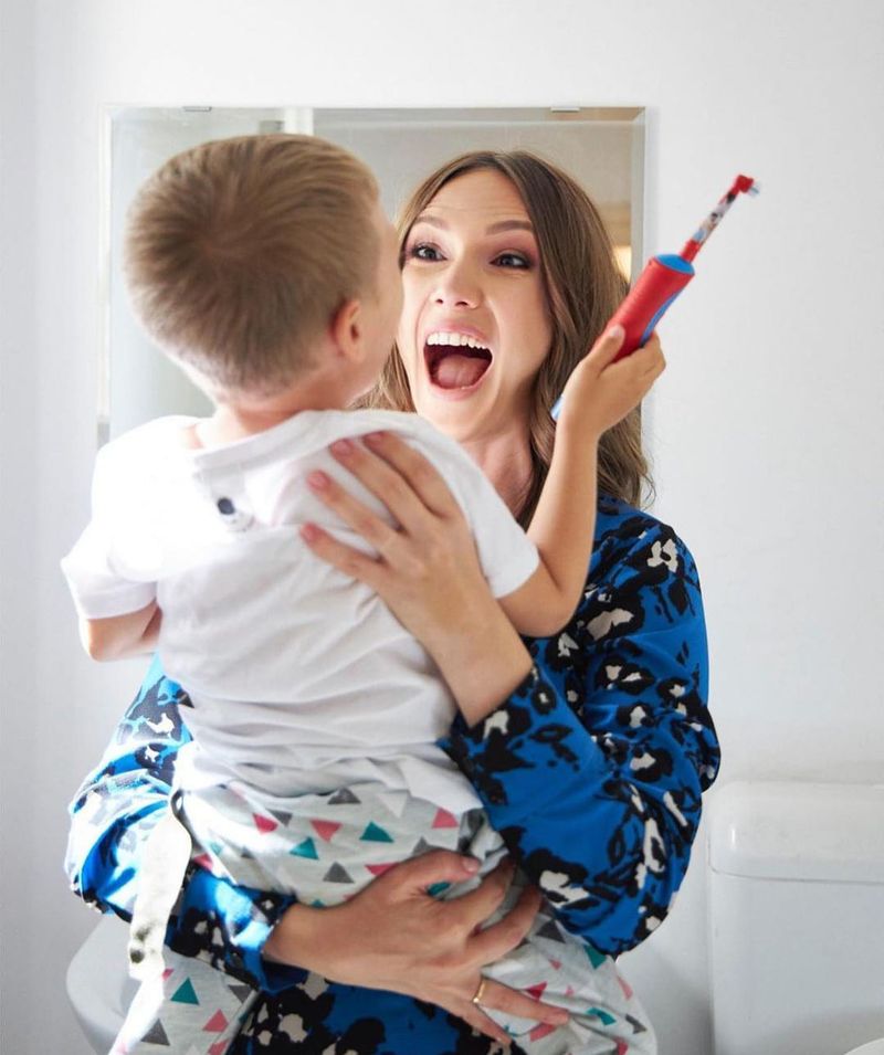 Fiul Adelei Popescu, Alexandru, a spus că are cea mai rea mamă din lume