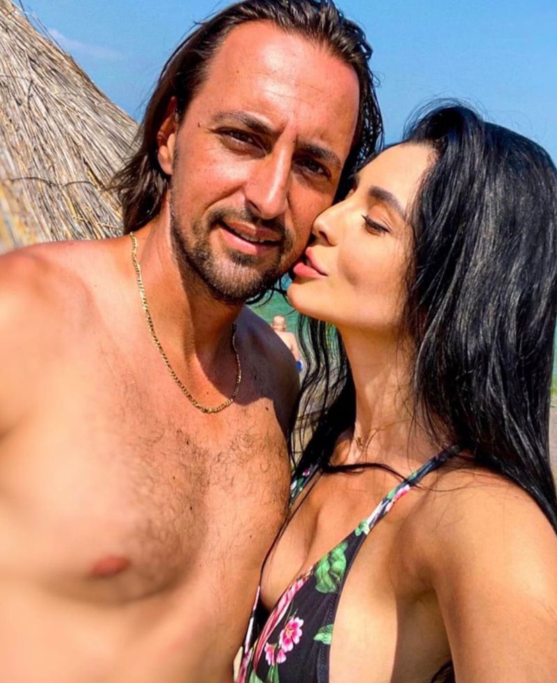 Cristina Ștefan și Denis au &icirc;mpreună două fetițe
