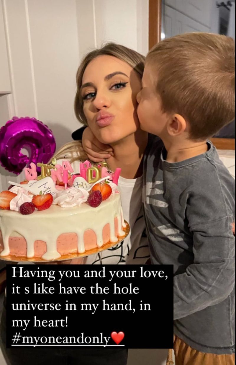 Antonia a postat o fotografie cu fiul său de ziua ei de naștere