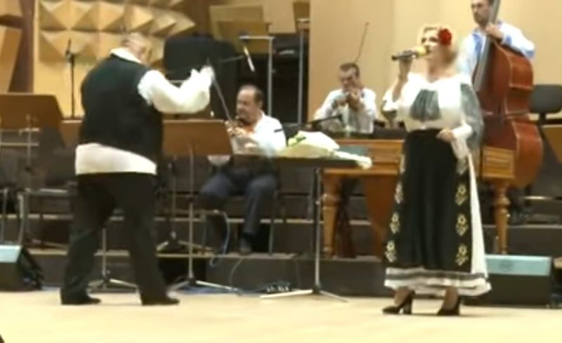 Lia a murit la o săptăm&acirc;nă după tatăl ei