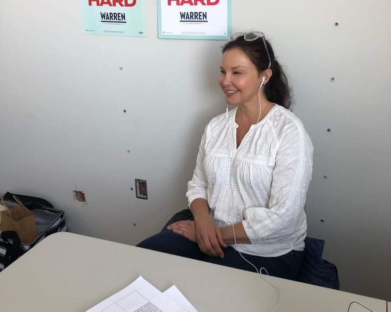 Ashley Judd a devenit o militantă a drepturilor femeilor 