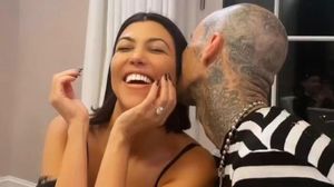 Kourtney si Travis