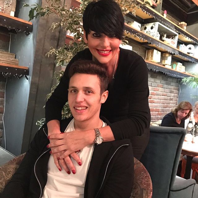 Patrizia Paligeri și fiul ei  Cine este tatăl fiului Patriziei Paglieri?