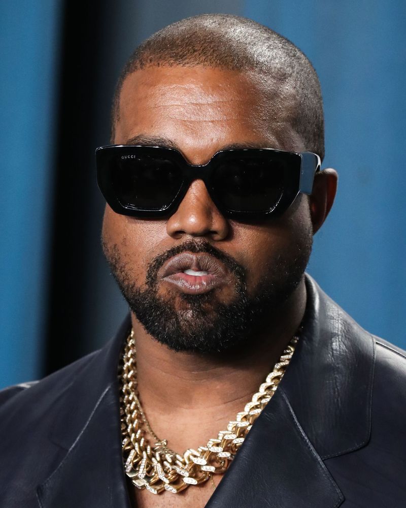 Kanye West și-a schimbat numele