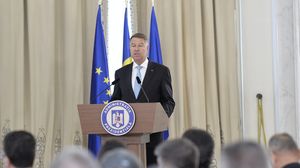 Noi restricții în România, stabilite astăzi! Se decide dacă se intră din nou în lockdown