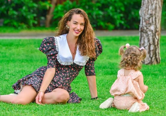 Cine este soțul actriței Seda Bakan din serialul Doctorul minune. Eli Erel este un celebru cântăreț. Imagini fabuloase cu Ferda din &quot;Doctorul minune&quot;