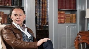 Ce afaceri are Mohammed Murad