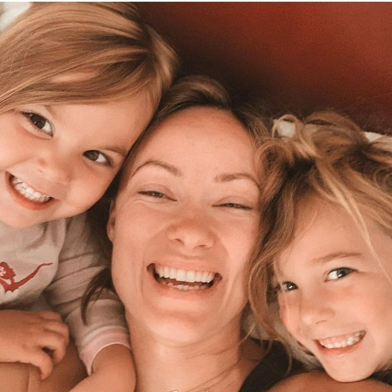 Olivia Wilde și cei doi copii