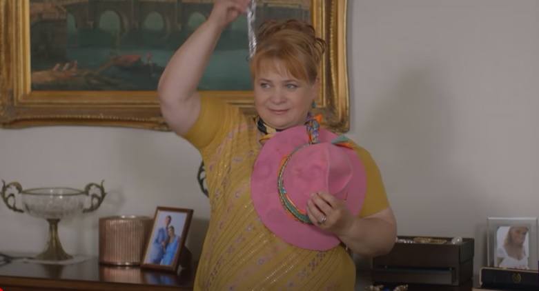 PROMO Serial Adela 27 octombrie 2021. Ce se &icirc;nt&acirc;mplă &icirc;n episodul 11 de joi. Noile alianțe distrug familia Andronic - VIDEO