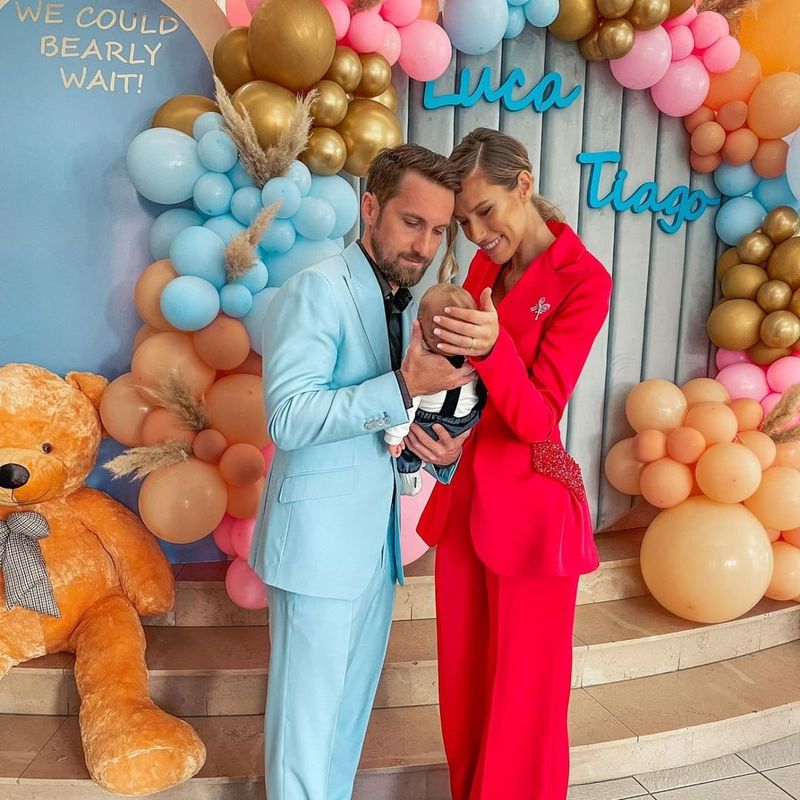 Gabriela și Dani Oțil și-au botezat băiețelul!