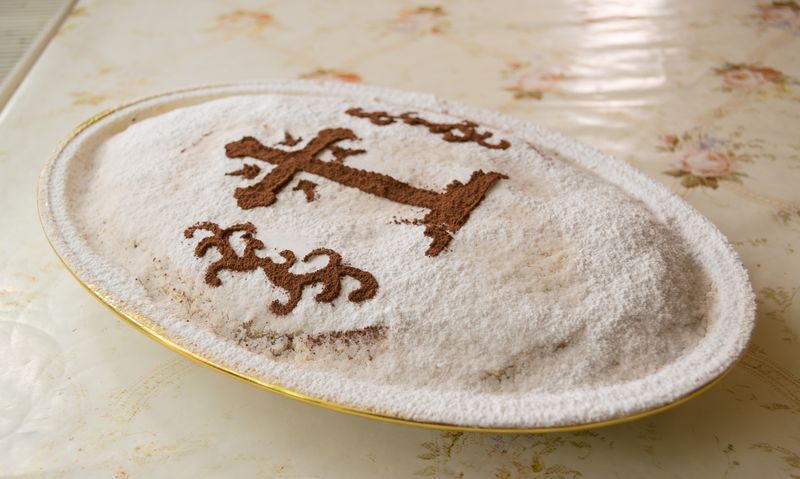 Moşii de toamnă 2022. Ce se dă de pomană &icirc;n S&acirc;mbăta Morților