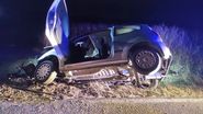 Mașina a intrat într-un cap de pod, iar doi dintre pasageri au murit pe loc