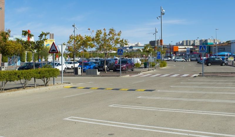 Parcare Hypermarket LISTĂ supermarketuri și hypermarketuri fără certificat verde. La Lidl, Metro și Selgros au acces și nevaccinații