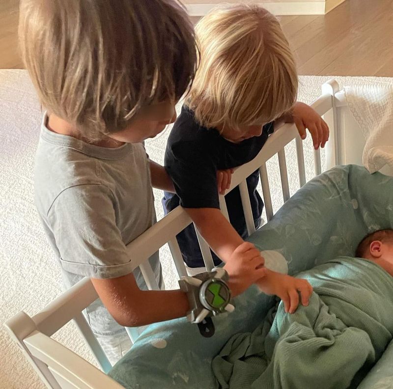 Adela Popescu și soțul ei își împart sarcinile atunci când vine vorba de copii