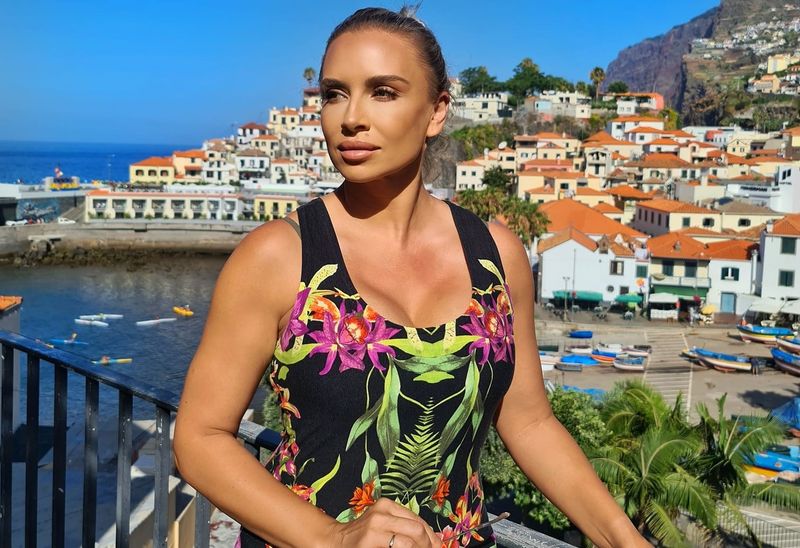 Câți ani are Adina Halas. Noua concurentă de la &quot;Bravo, ai stil! Celebrities&quot;, hotărâtă să câștige: &quot;Am toate atuurile necesare&quot;