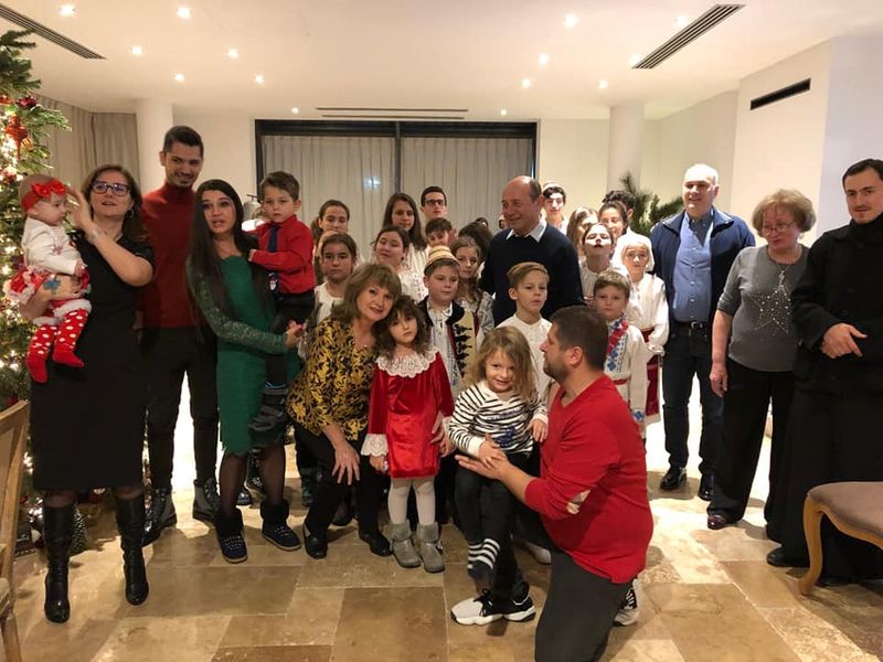 EXCLUSIV! Traian Băsescu, de vorbă cu WoWbiz.ro în ziua în care împlinește 70 de ani: &quot;Cel mai frumos lucru primit de la viață sunt nepoții&quot;