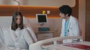 Episod NOU "Doctorul minune", vineri, 6 noiembrie 2021. Posturile medicilor rezidenți, în pericol. Ce face Nazlî în apărarea colegilor