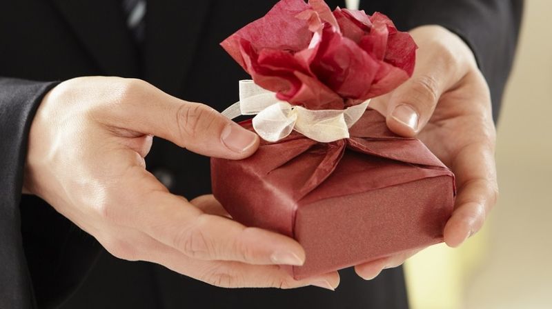 Idei cadouri Sfântul Mihail și Gravil. Ce cadou să oferi de ziua numelui pentru femei, bărbați și copii