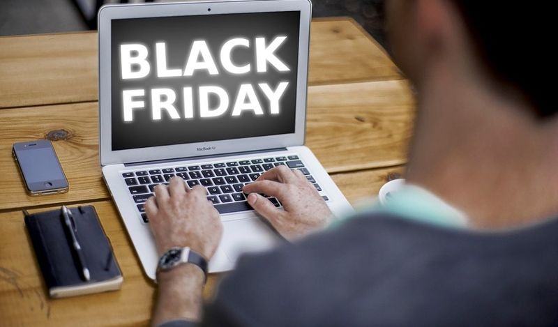 OFERTE Black Friday 2021. Cum să nu pici în capcanele reducerilor din Vinerea Neagră