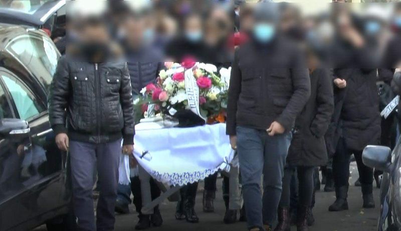 Micuța Sofia, condusă pe ultimul drum