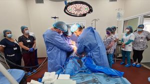 Premieră medicală în România! Viețile a 3 români au fost salvate de un donator din Bulgaria. Ficatul si rinichii au fost transplantate la Institutul Clinic Fundeni, din Capitală