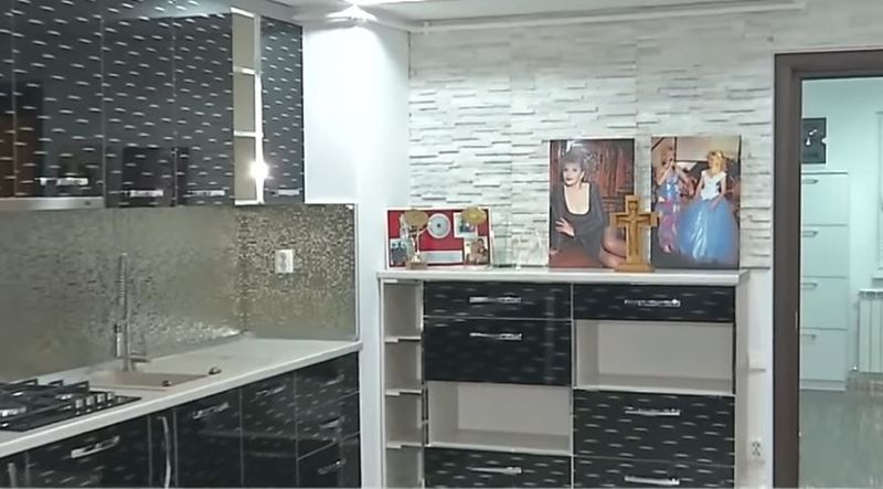 Apartamentul lui Cornel Galeș