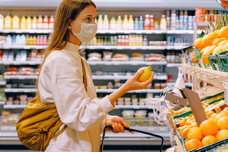 Răzvan Cherecheș , expert &icirc;n sănătate publică cere autorităților să ia &icirc;n calcul restricții mai severe pentru persoanele nevaccinate