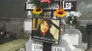 Mormântul artistului Leo Iorga este loc de scandal, deoarece locul de veci al acestuia se află lângă Mihai Eminescu