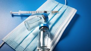Ce riscă persoanele care s-au vaccinat la chiuvetă