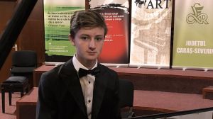 Românul, Fabiani Prcsina este cel mai tânăr pianist din lume. Băiatul orfan impresionează întreaga planetă
