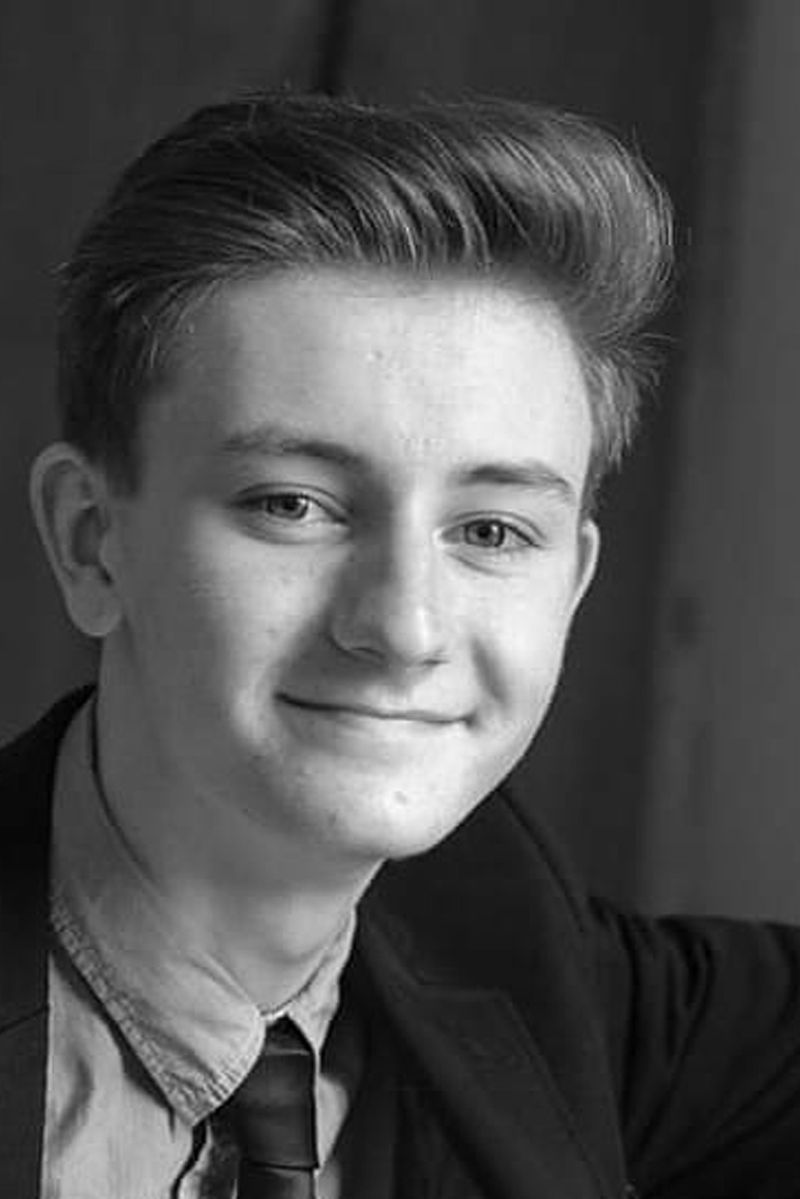 Rom&acirc;nul, Fabiani Prcsina este cel mai t&acirc;năr pianist din lume. Băiatul orfan impresionează &icirc;ntreaga planetă