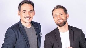 În cadrul emisiunii pe care Dani Oțil și Răzvan Simion o moderează, aceștia și-au adus aminte de peripețiile din copilărie