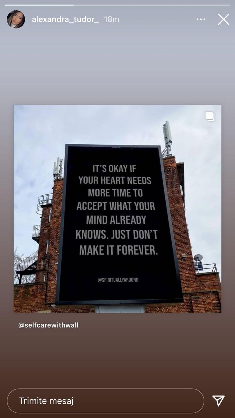 Postarea făcută de Alexandra