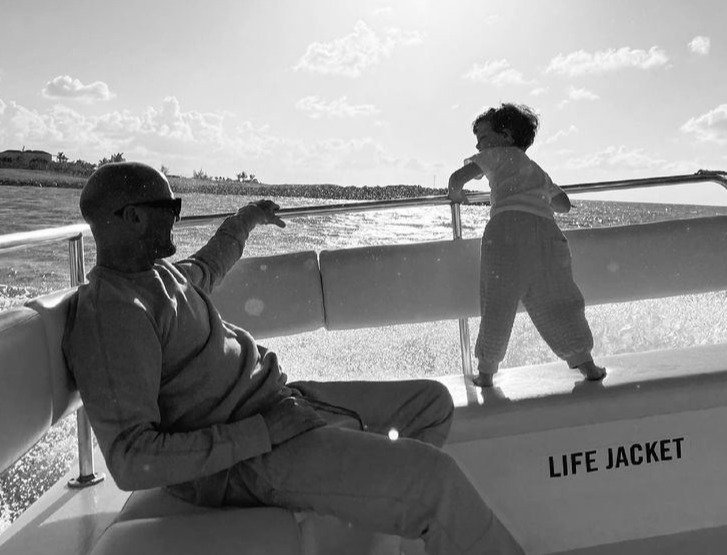 Rosie Huntington-Whiteley, soția lui Jason Statham este gravidă cu cel de-al doilea copil al actorului