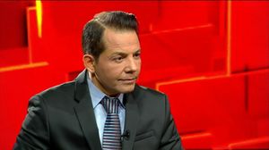 Jean de la Craiova și-a ales acest nume de scenă, deși nu are nicio legătură cu orașul. Mulți îl consideră oltean, dar adevărul este altul: "Am dus cu mândrie numele și nu cred că am greșit"