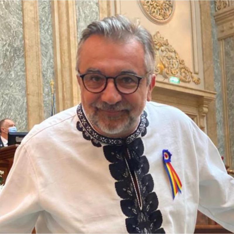 Lucian Romașcanu, noul ministru al Culturii în Guvernul Ciucă
