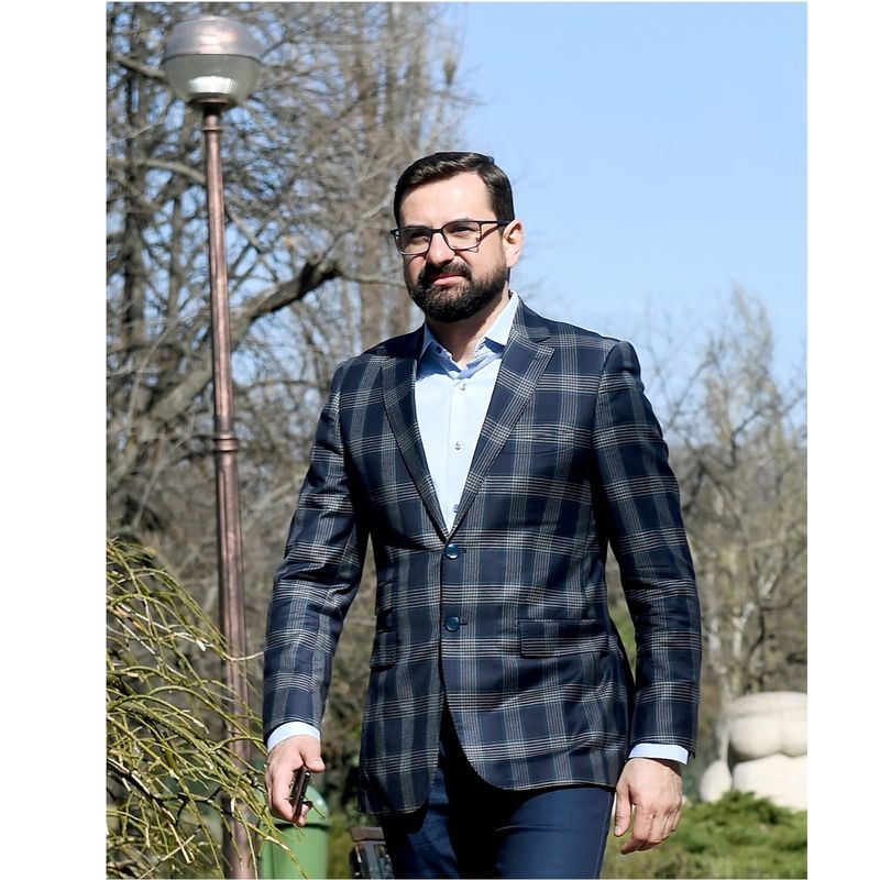 Adrian Chesnoiu, noul ministru al Agriculturii în Guvernul Ciucă