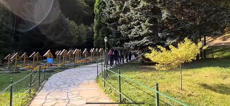 Cărarea către morm&acirc;nt