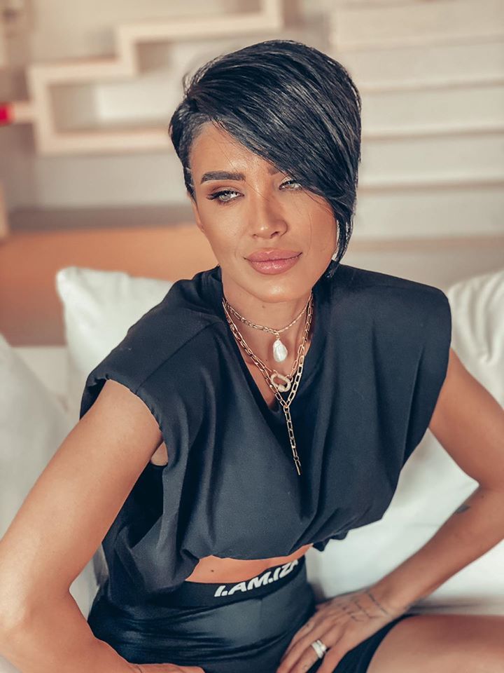 Adelina Pestrițu