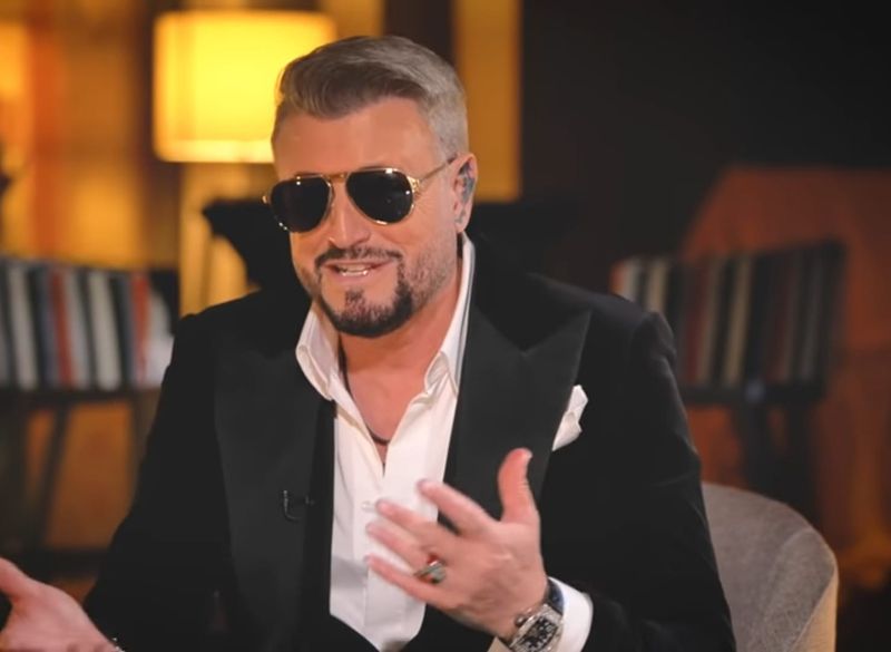 Cătălin Botezatu visează la o nuntă pe plajă, lângă ocean
