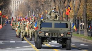 VIDEO. La mulți ani, România! 103 ani de la Marea Unire, sărbătoriți în pandemie. Paradă impresionantă a militarilor de Ziua Națională